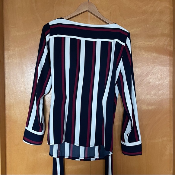 Dynamite Wrap Blouse - Picture 10 of 11